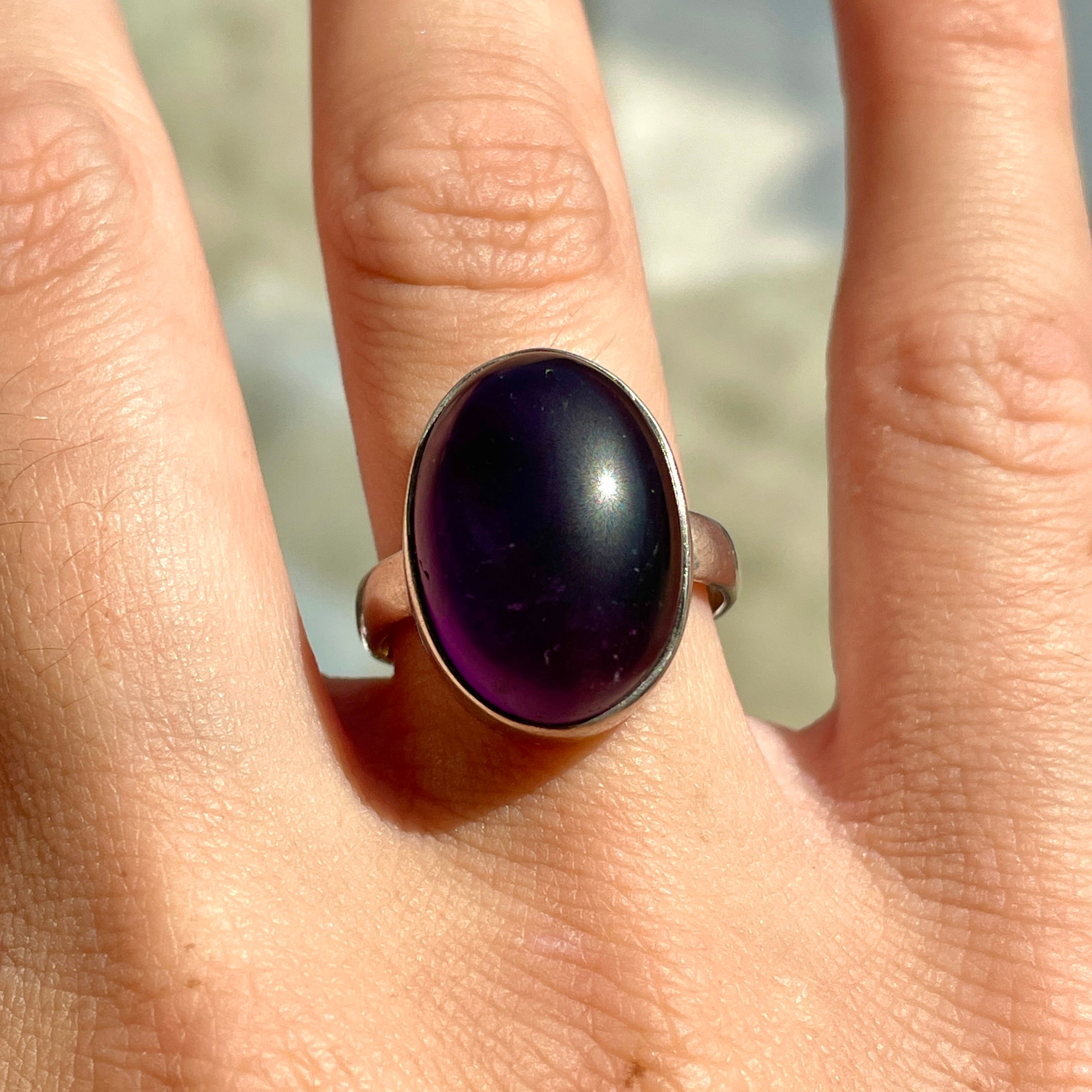 Amethyst Sterling Silver Ring - Sz7 AM2 Amethyst Sterling Silver Ring - Sz7 AM2